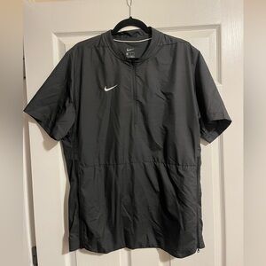 Men’s Nike Wind Shirt/Pullover